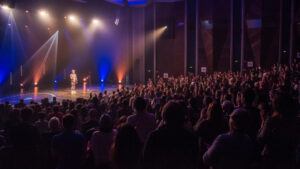 Guides & Conseils 10 soiree spectacle nantes entreprise